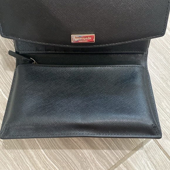 Kate Spade wallet crossbody purse nude and black - Picture 5 of 6